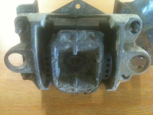 jaguar x type passenger left hand engine mounting v6 models genuine free delivery