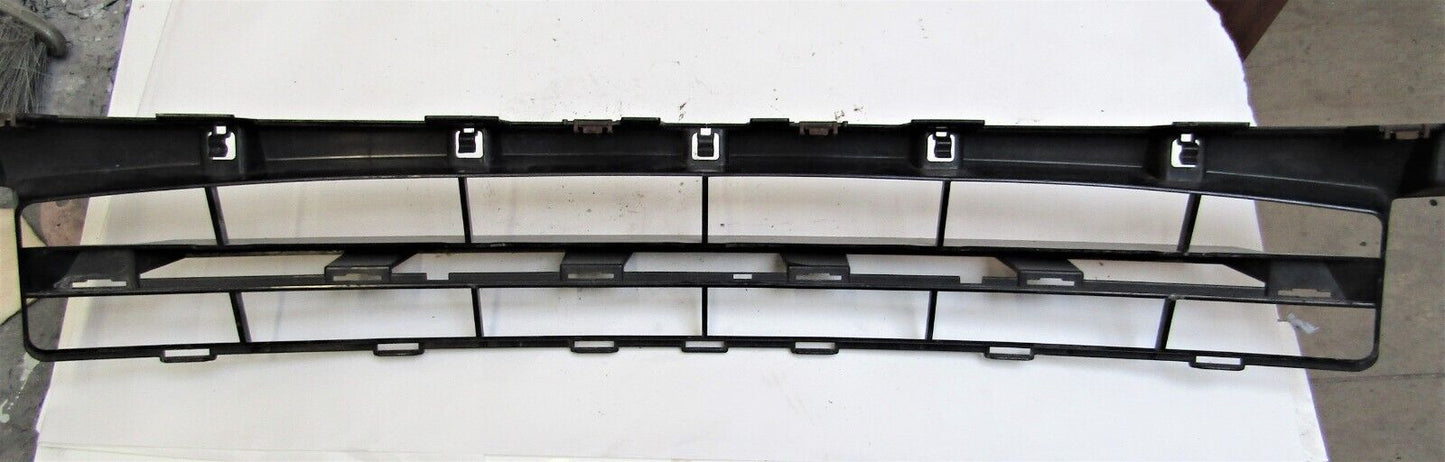 JAGUAR XF X250 CENTRE SUPPORT LOWER GRILL 9X43-17K949