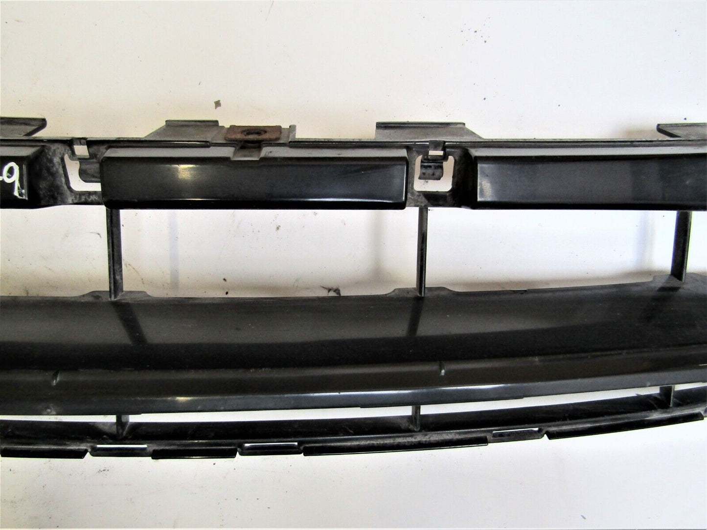 JAGUAR XF X250 CENTRE SUPPORT LOWER GRILL 9X43-17K949