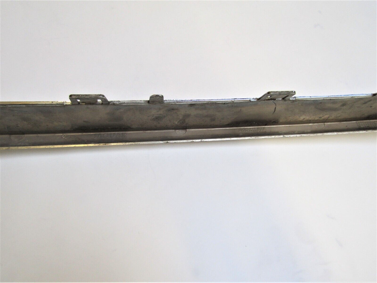 JAGUAR X TYPE FACELIFT FRONT BUMPER CHROME TRIM 9X43-17778-AA AB