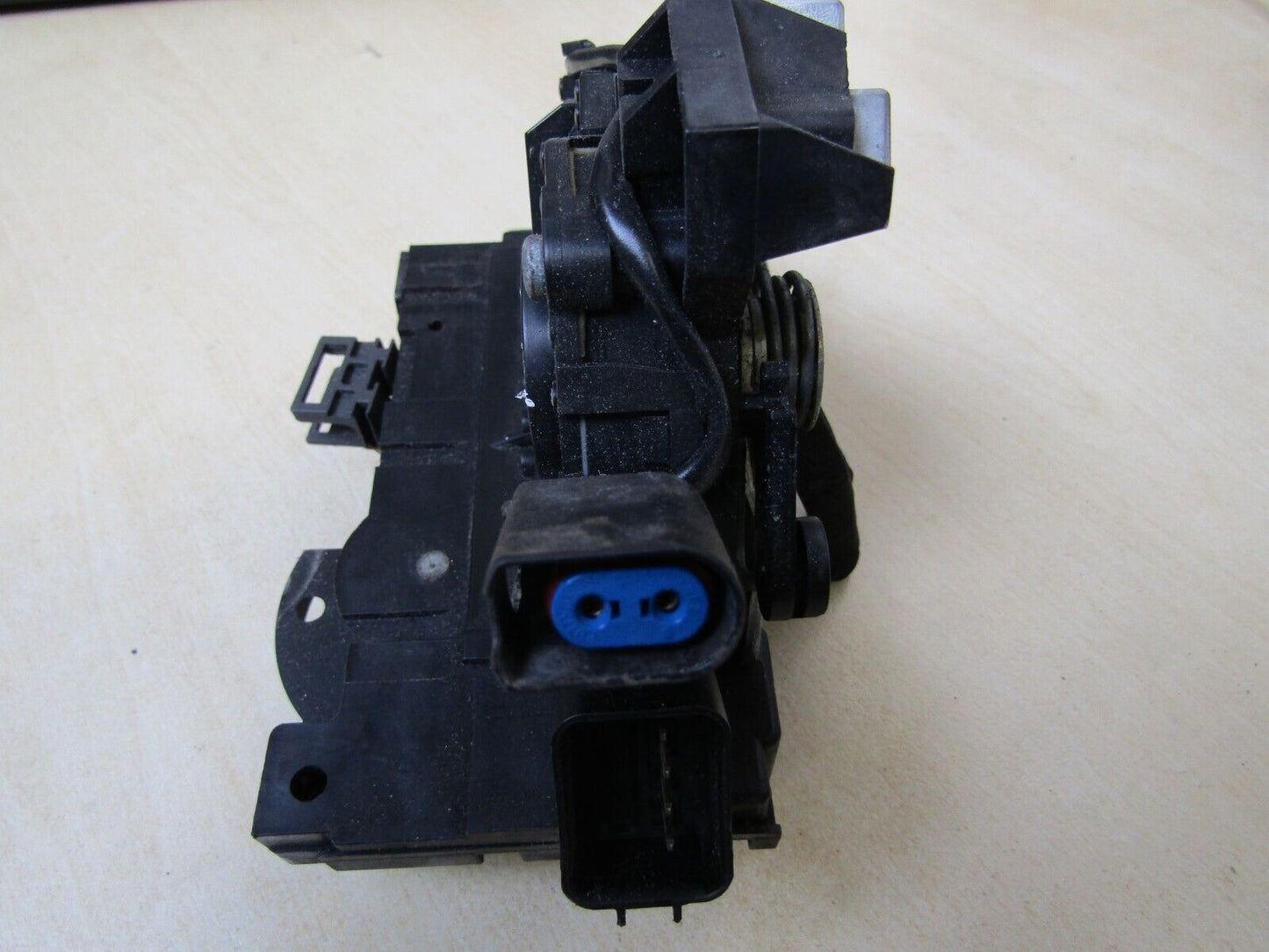 JAGUAR X-TYPE 2001-2010 DOOR LATCH REAR RIGHT DRIVERS