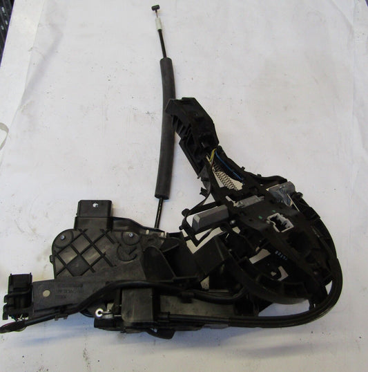 JAGUAR XF X250 PASSENGER LEFT REAR DOOR LATCH LOCK 8X23 24995 AD/AE (KEYLESS)