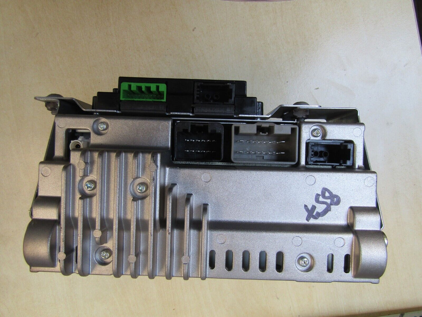 JAGUAR XF CD CHANGER 7F6N 14C230 + 8X23-14C512 MULTIMEDIA AMP MODULE