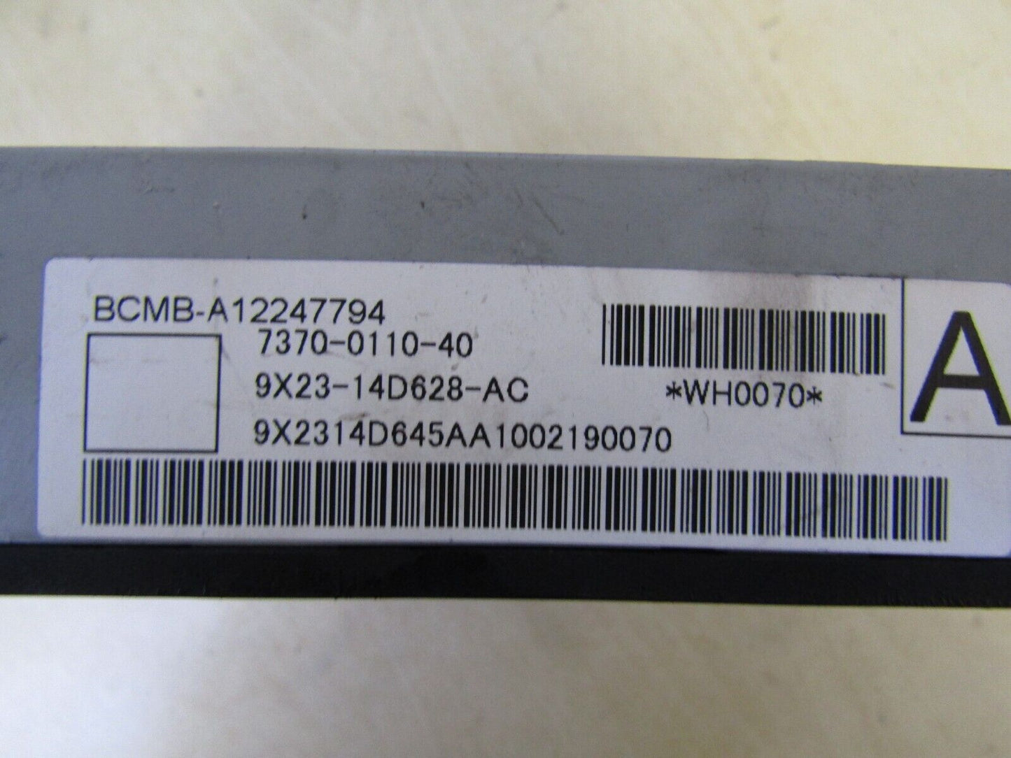 JAGUAR XF FUSE RELAY BOX REAR IN BOOT 9X23-14D628-AC 3.0 TDV6 2007 - 2011