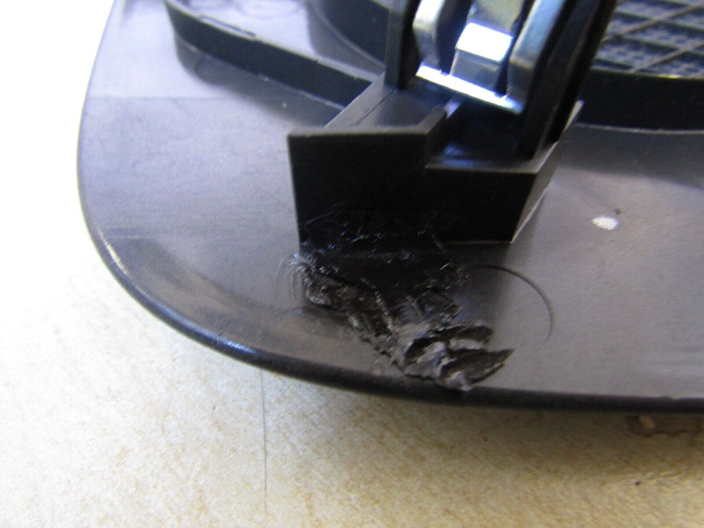 JAGUAR XF 2008-2015 DASHBOARD TOP CENTRE SPEAKER GRILLE - CHARCOAL