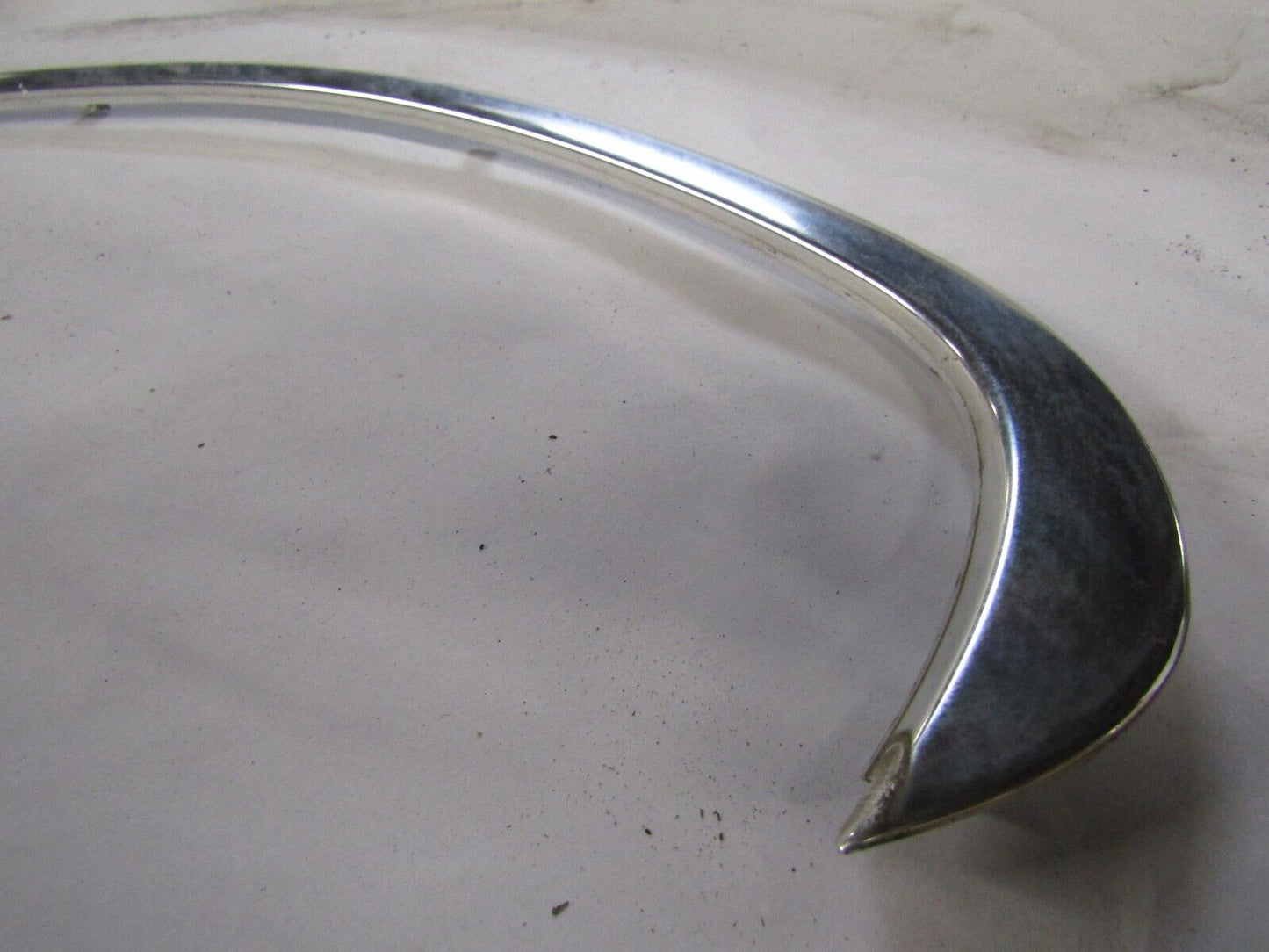 JAGUAR X TYPE ESTATE REAR LEFT BODYSIDE GLASS WINDOW FINISHER TRIM CHROME -