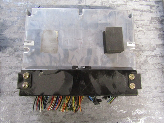 JAGUAR XJ 3.2 PETROL ENGINE E.C.U LNG1410CD DENSO