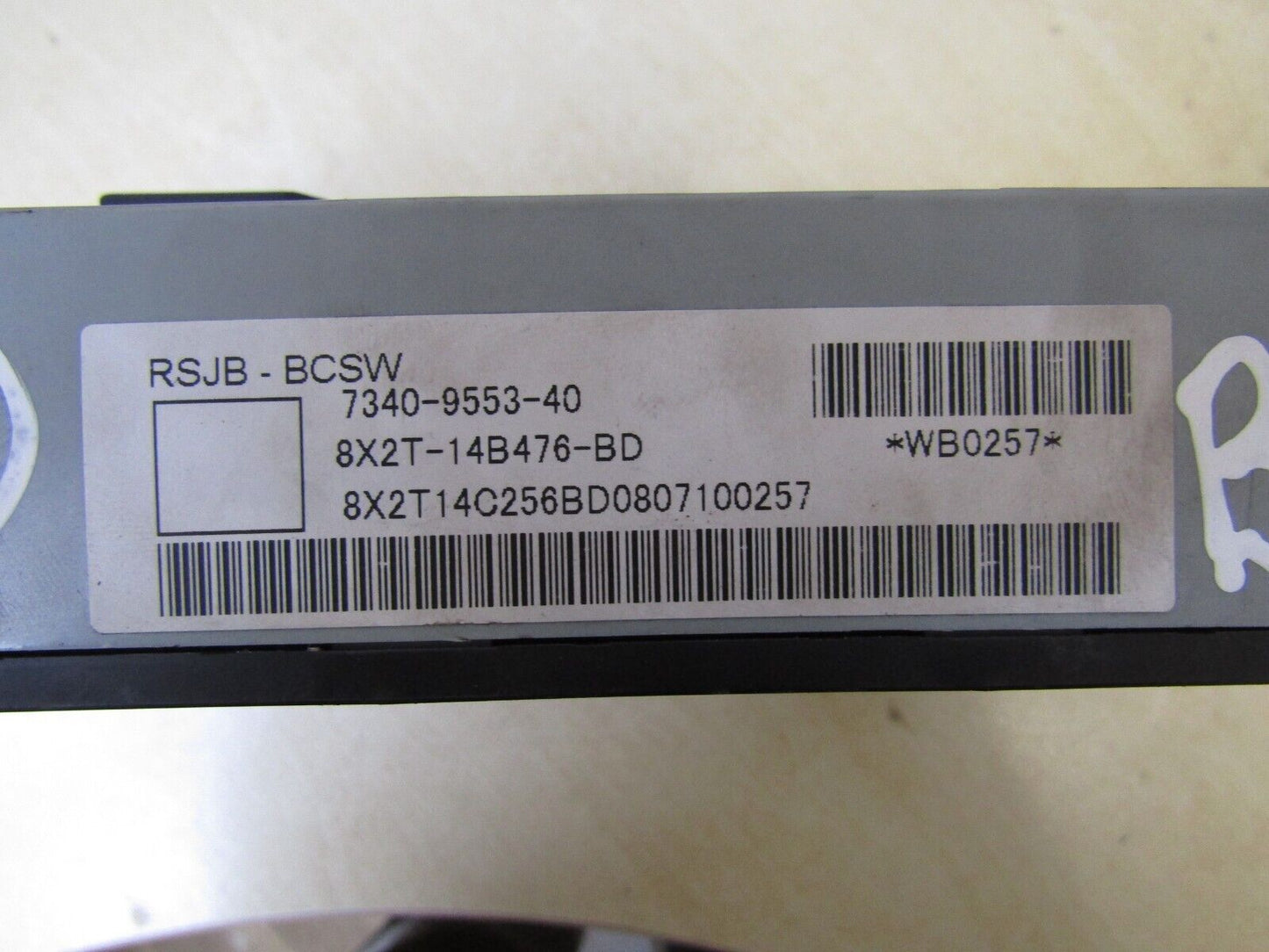 Jaguar XF REAR FUSEBOX / SMART JUNCTION BOX 8X2T-14B476-BD XFR 2008-2009