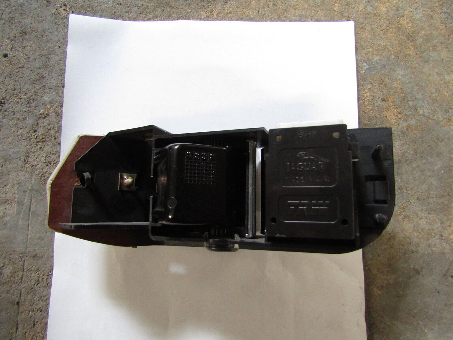 Jaguar XJ X351 Rear Right Electric Window Control Switch Button