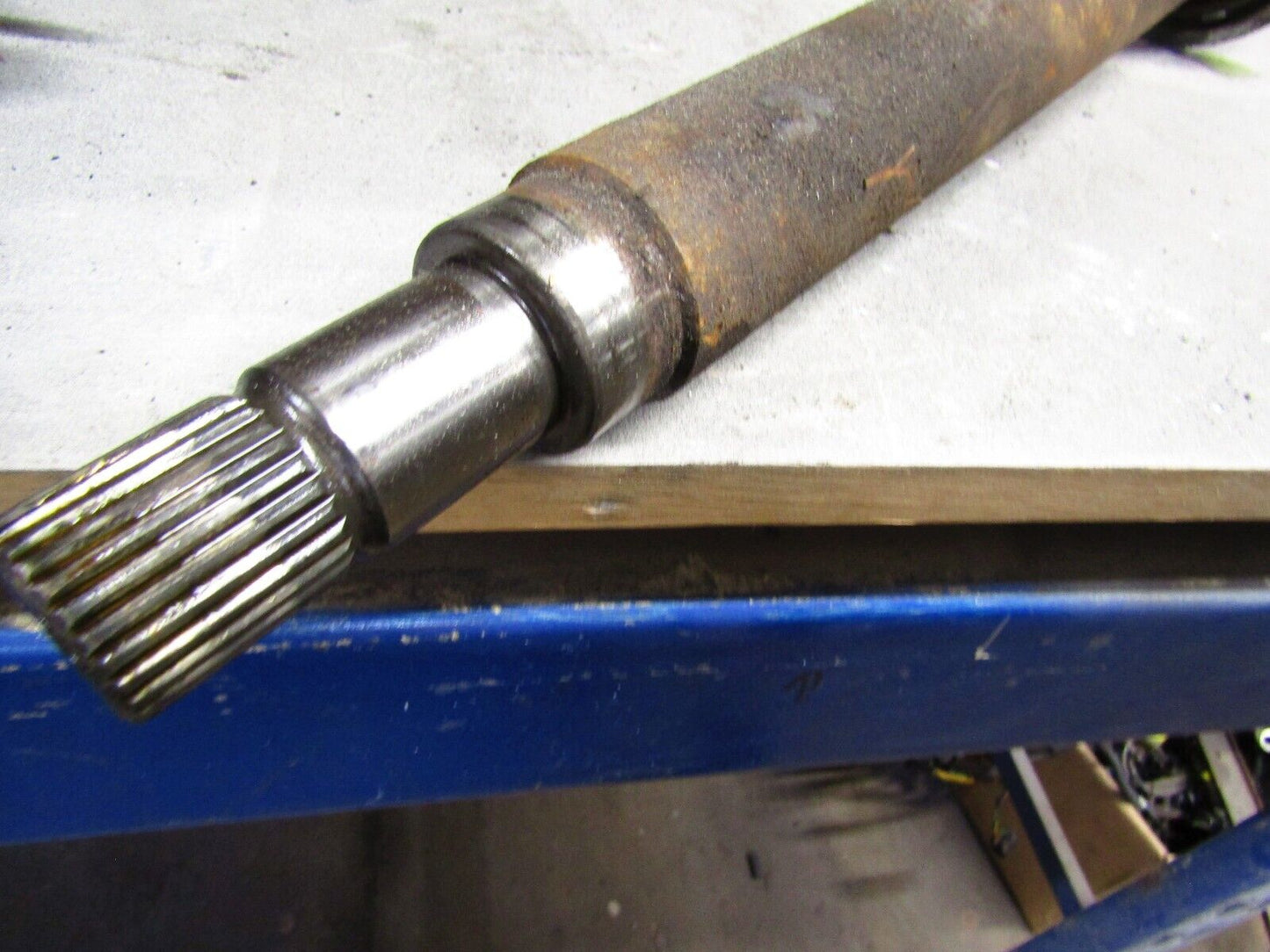 JAGUAR X TYPE DRIVERS O/S REAR 2.2 DIESEL MANUAL DRIVESHAFT