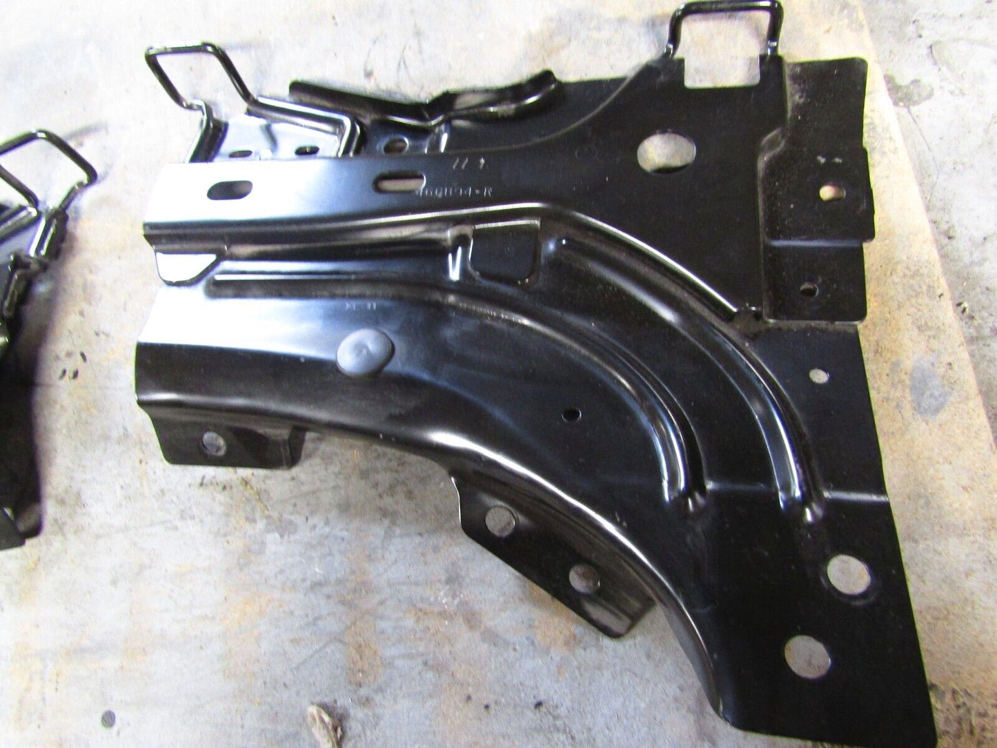 JAGUAR XF X250 3.0 Diesel Body Parts 466B04-R/46605-L PAIR 3.0 Diesel
