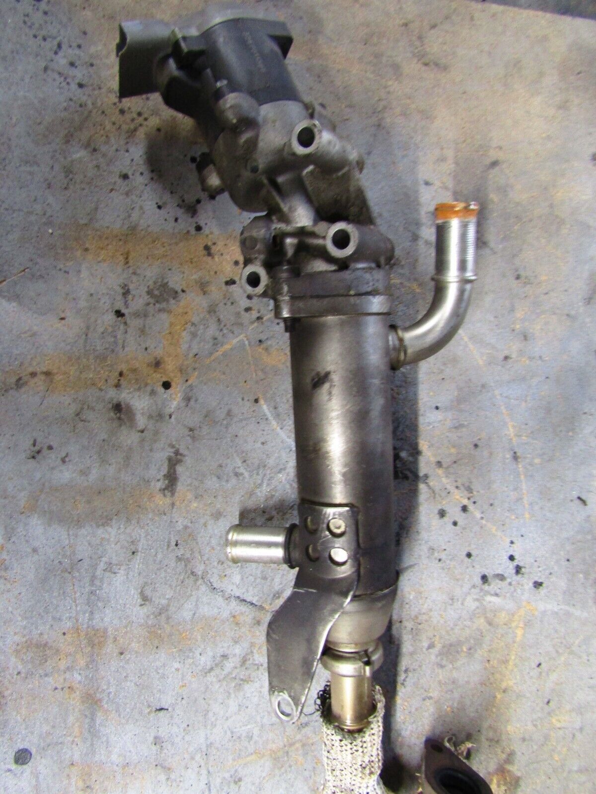 JAGUAR XF /S TYPE 2.7 DIESEL N/S/F EGR VALVE WITH COOLER