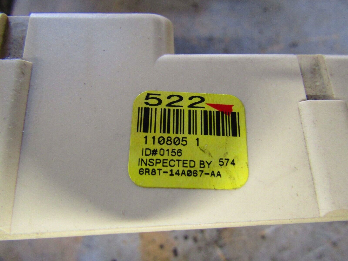 JAGUAR S-TYPE INTERIOR FUSE RELAY BOX 2.7 6R8T-14A067-AA