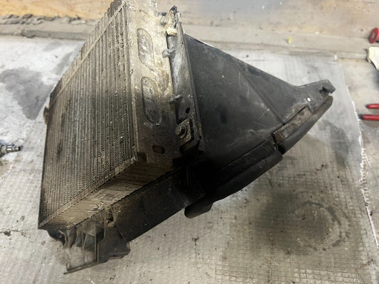 JAGUAR XF INTERCOOLER & AIR INTAKE DUCT PASSENGER LEFT SIDE 3.0 D 9X23-8A107-AD