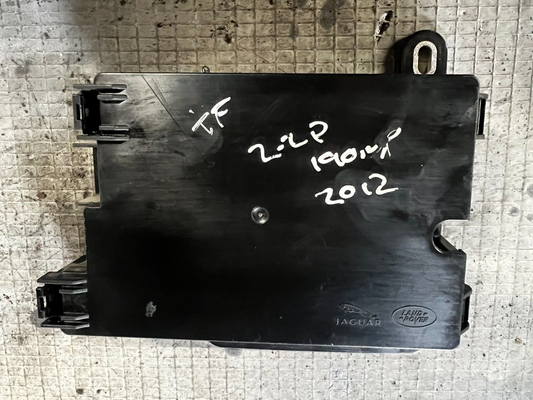 JAGUAR XF FUSE RELAY BOX BATTERY CX2314A005BHC 2011-2015