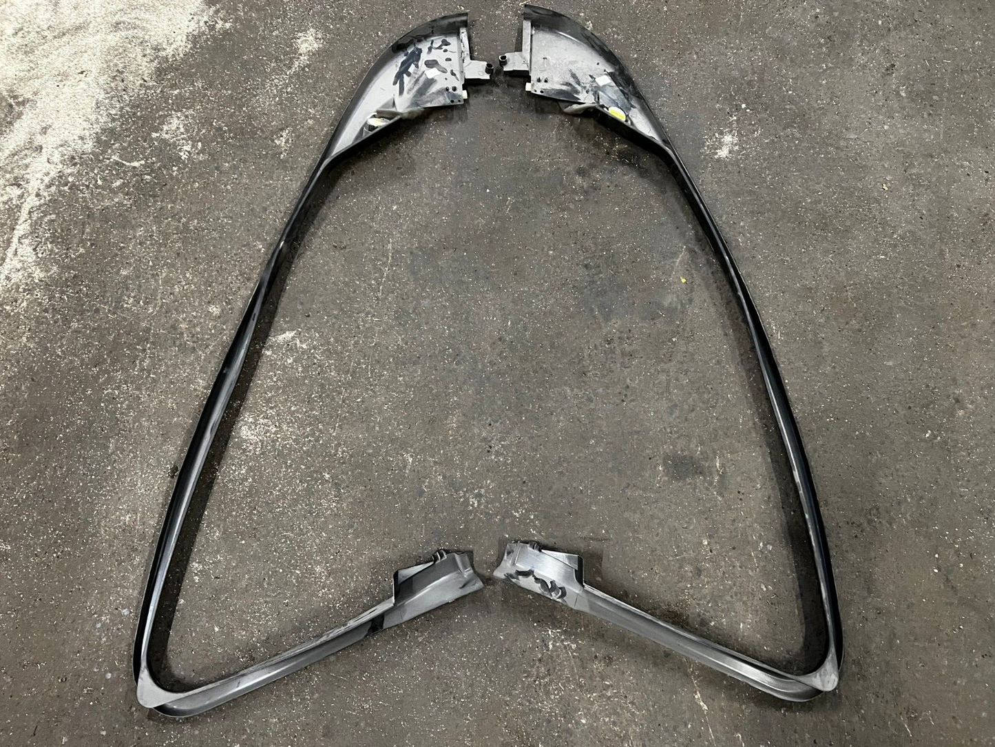 JAGUAR XF X250 FRONT DOOR WINDOW FRAME TRIM COVER PAIR