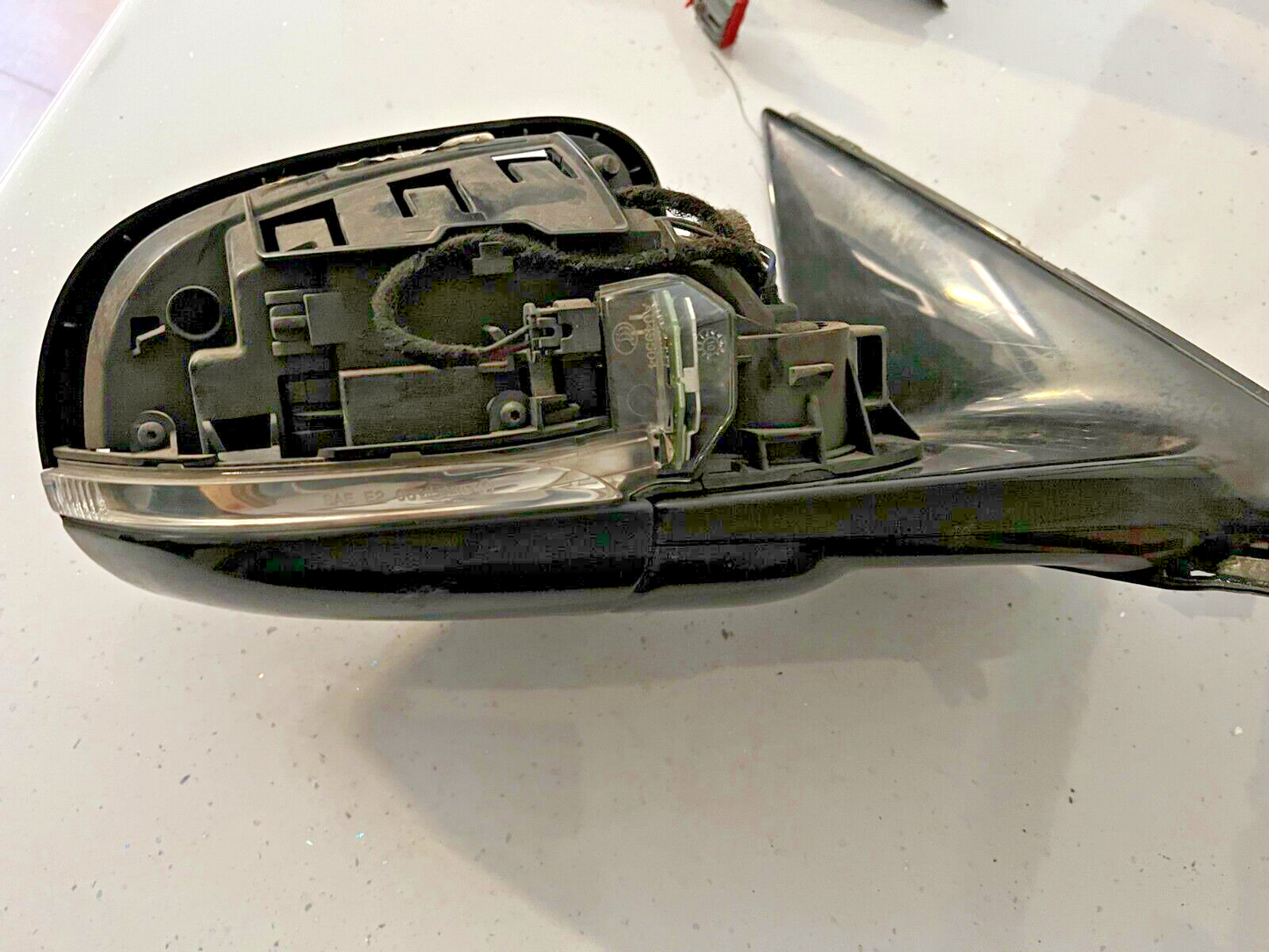JAGUAR XF X250 Drivers O/S Door Wing Mirror Power Fold PUDDLE LIGHT (FACELIFT) -14 WIRES