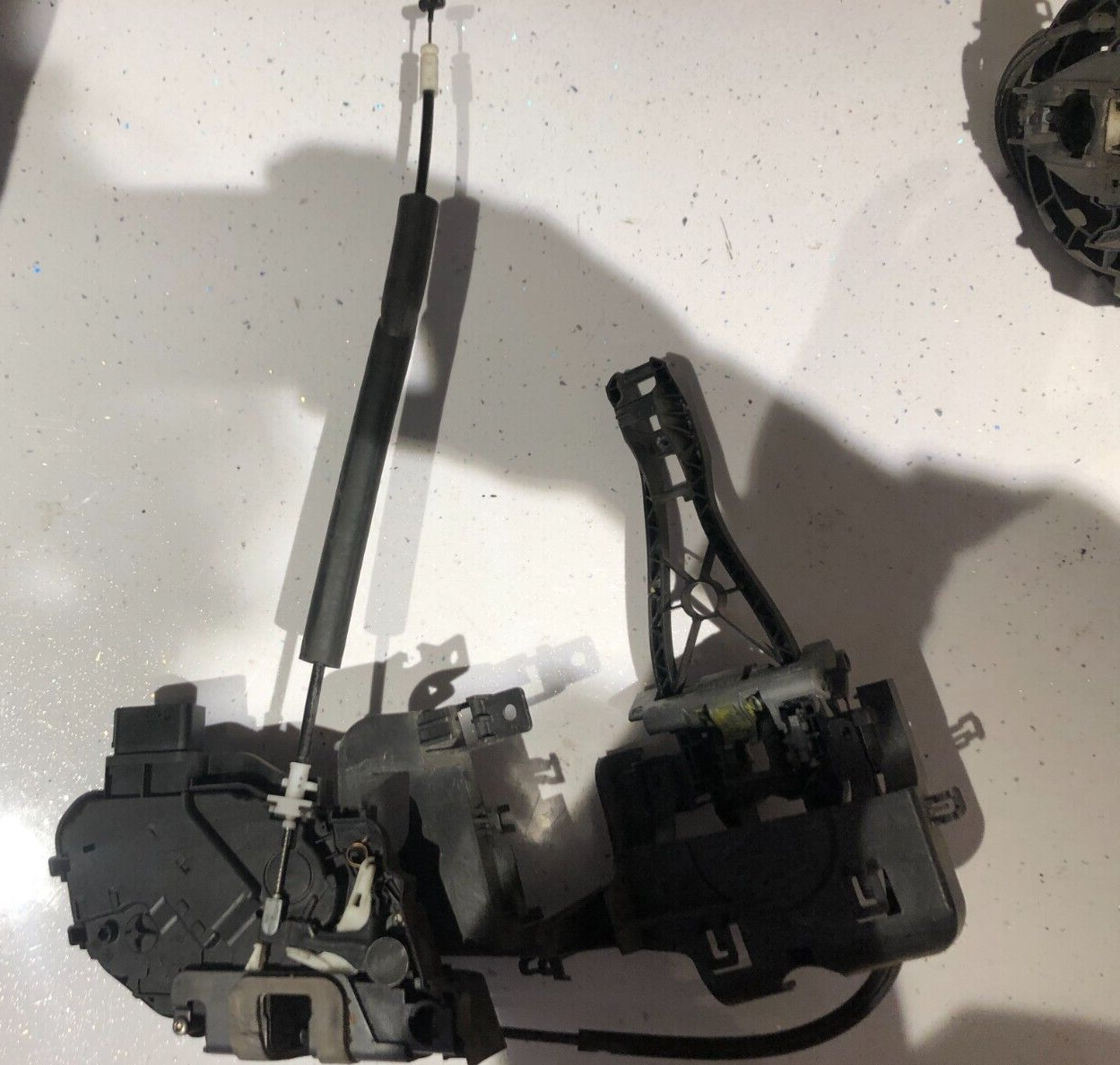 JAGUAR XF X250 O/S/F DRIVERS FRONT DOOR LATCH LOCK 8X23-203A28