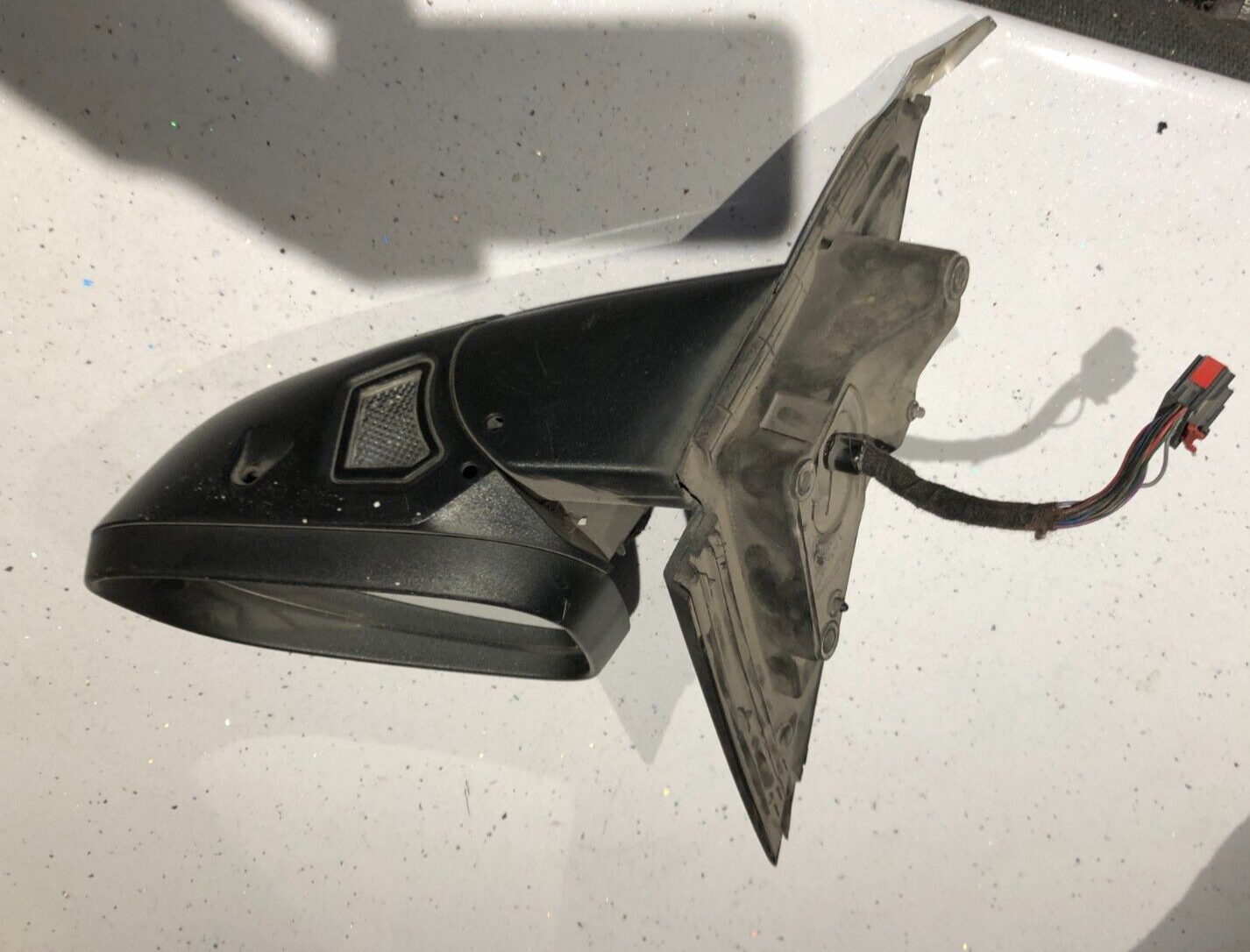 JAGUAR XF X250 DRIVERS O/S DOOR WING MIRROR 14 WIRE PUDDLE LIGHT (2008-2011)