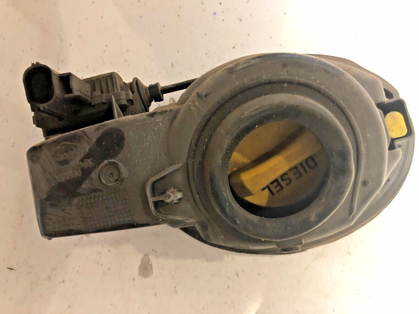 JAGUAR XF X250 FUEL TANK FILLER ASSEMBLY 9X23-27936-BC PURPLE (JKM)