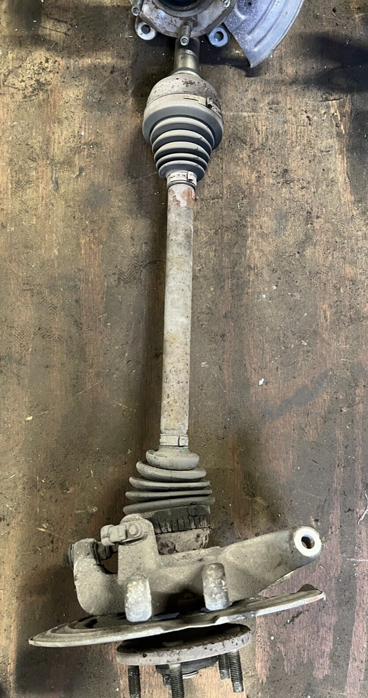 JAGUAR S-TYPE 2.7( 2002-04 )PASSENGERS REAR HUB AND DRIVESHAFT/BEARINGS