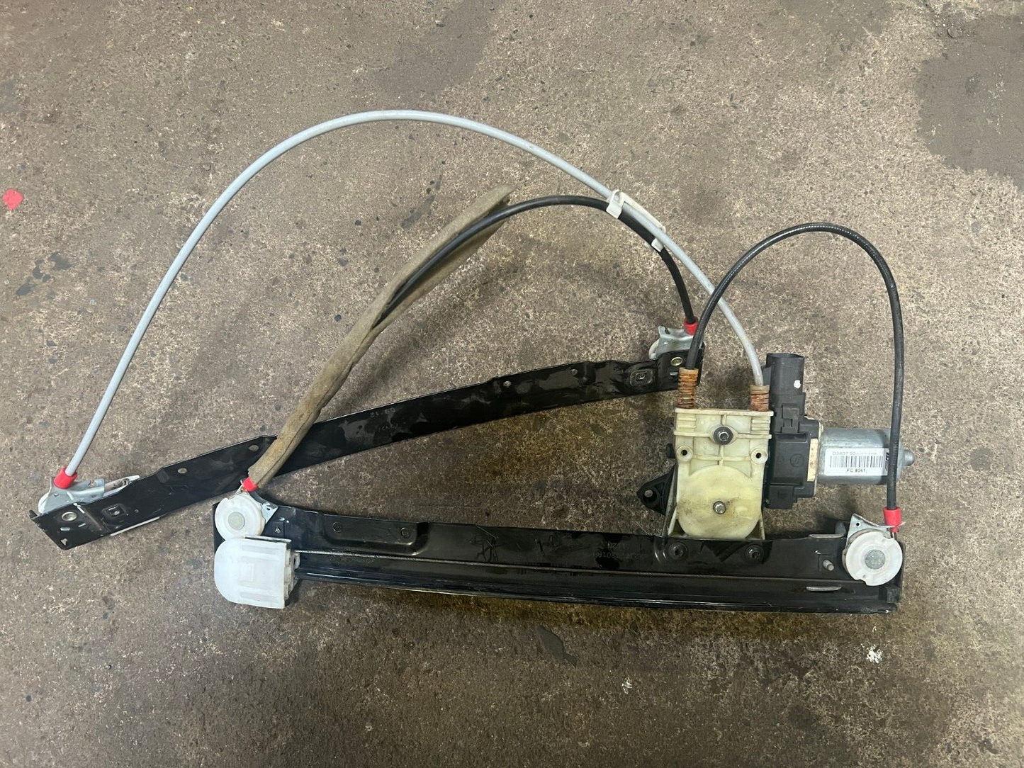 JAGUAR XF X250 PASSENGER FRONT WINDOW REGULATOR N/S/F 2008-2015