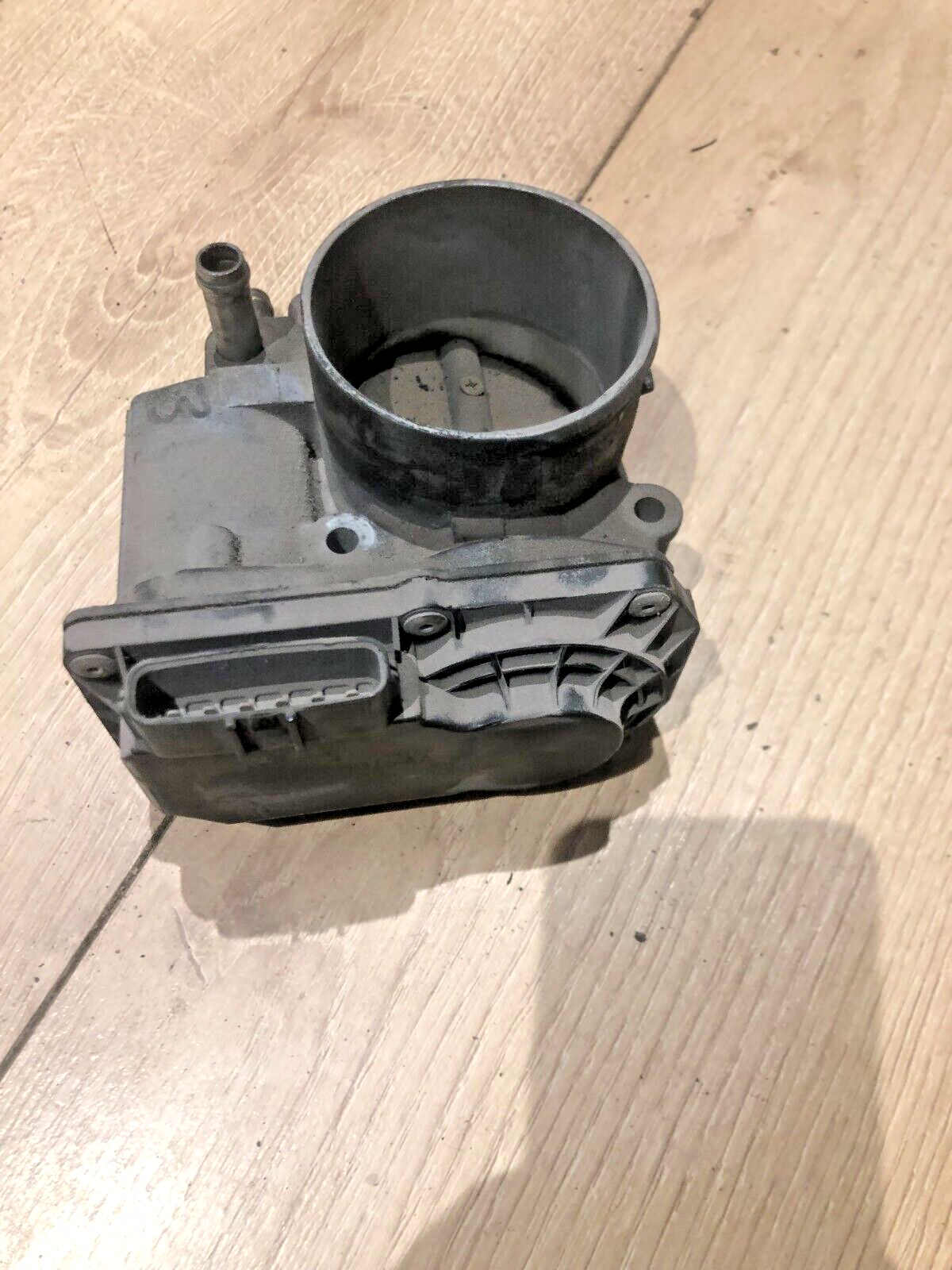 JAGUAR XF / S-TYPE / XJ6 2.5/3.0 2005-2010 PETROL THROTTLE BODY