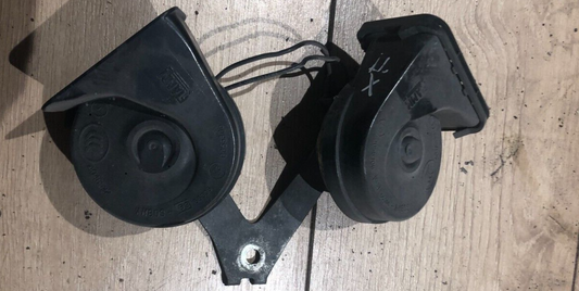 JAGUAR XF X250 PAIR OF HORN SIRENS