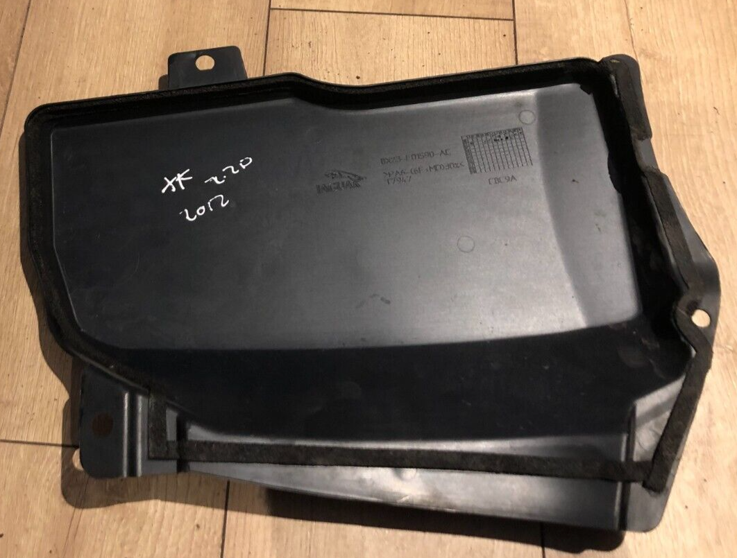 Jaguar XF X250 Fuse Relay Box Cover Trim Lid 8X23-F01590-AC
