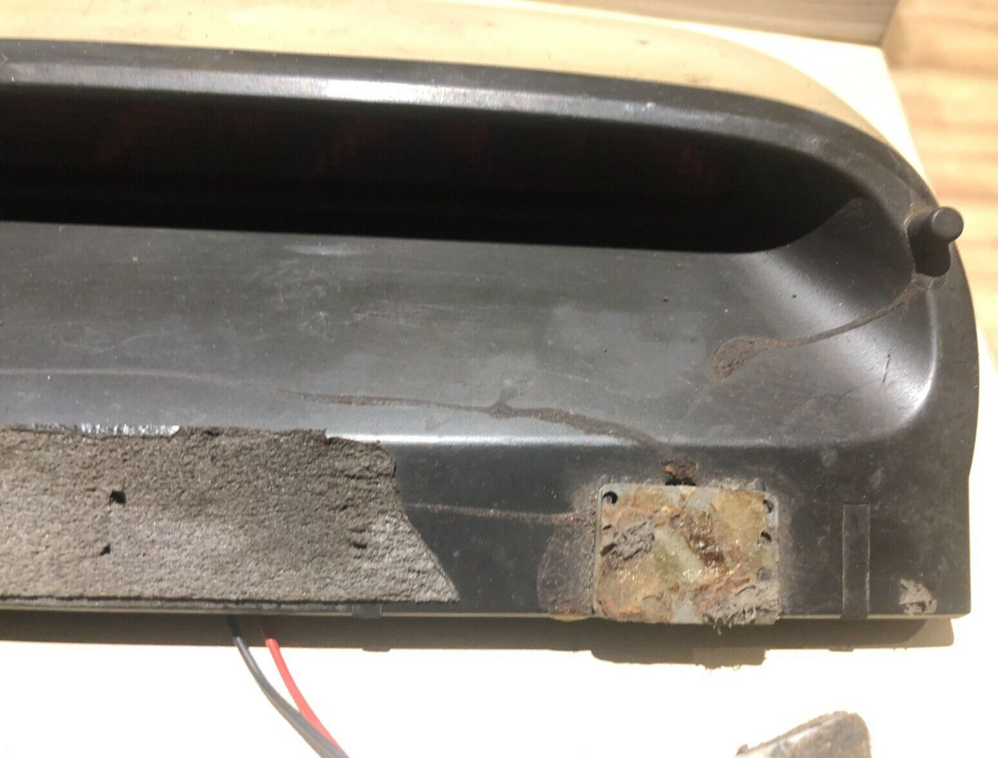 JAGUAR XJ 3.2 PETROL HIGH LEVEL BRAKE LIGHT