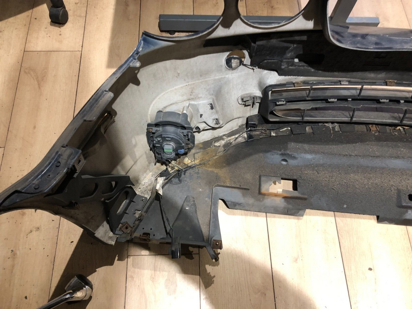 JAGUAR X-TYPE FACELIFT FRONT BUMPER (BLUE JJX)