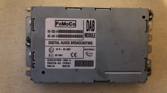 JAGUAR XF 3.0 DIESEL DAB CONTROL MODULE 6H52-19C032-AG