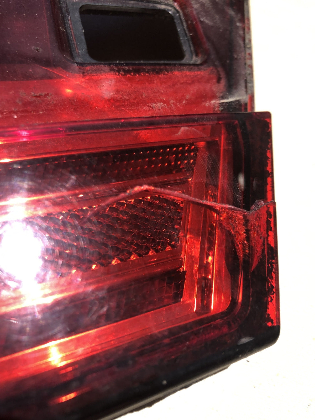Jaguar XF / XFR Saloon 2011-2015 FACELIFT RIGHT REAR DRIVERS FOG LIGHT / LAMP UNIT