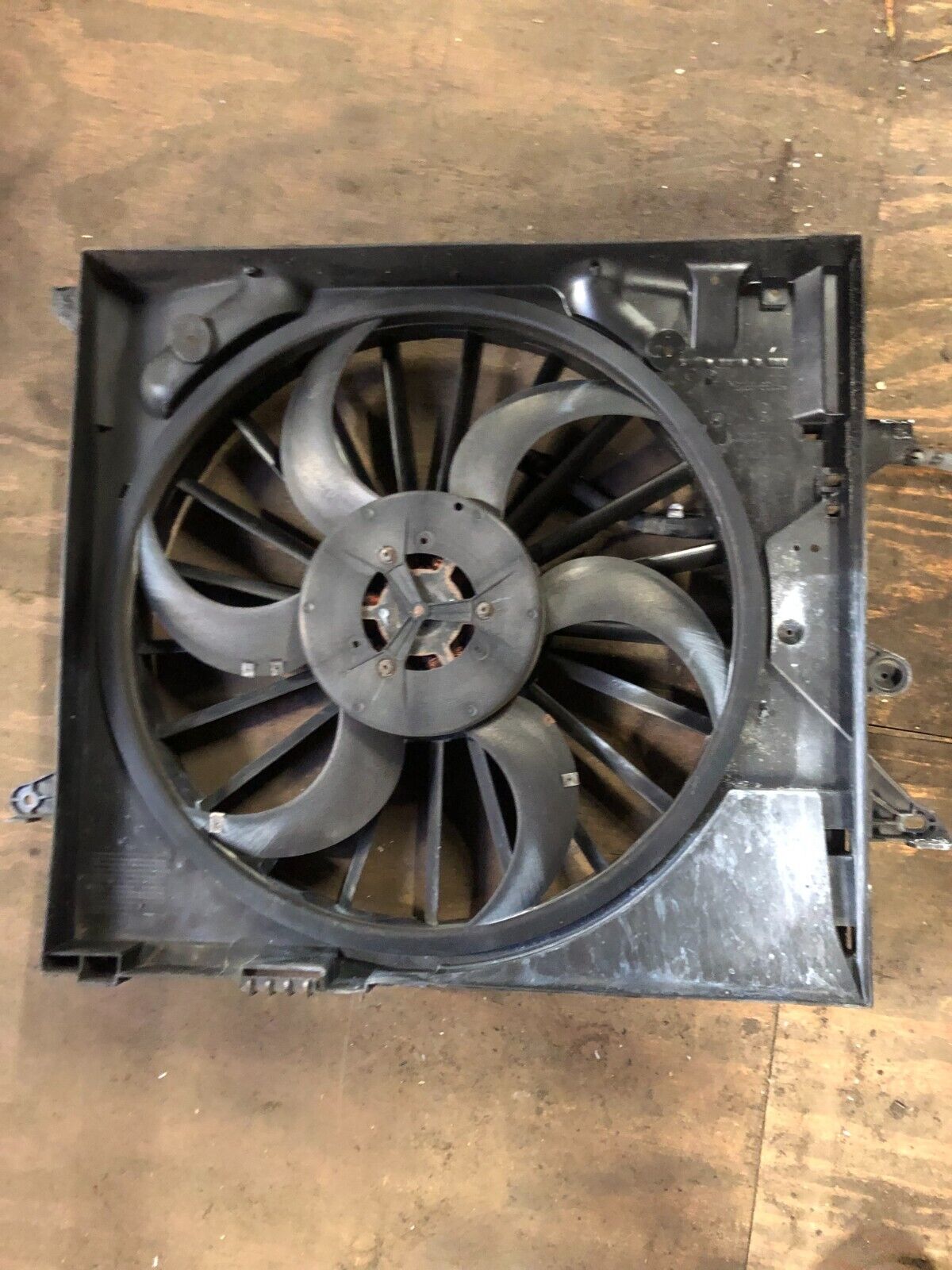 JAGUAR XF 2008-2009 4.2 (PETROL) RADIATOR COOLING FAN MOTOR/MODULE/COWL