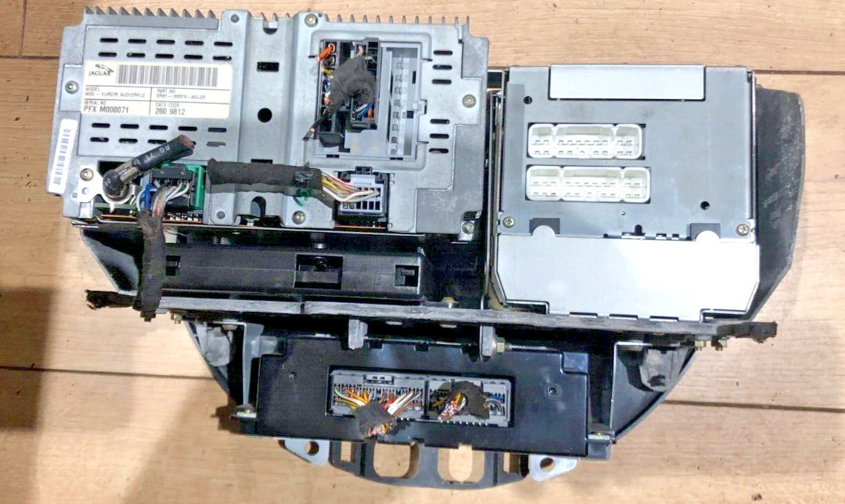 JAGUAR S-TYPE 1999-2002 RADIO CASSETTE,IN DASH NAV,COIN TRAY,AIR CON PANEL UNIT