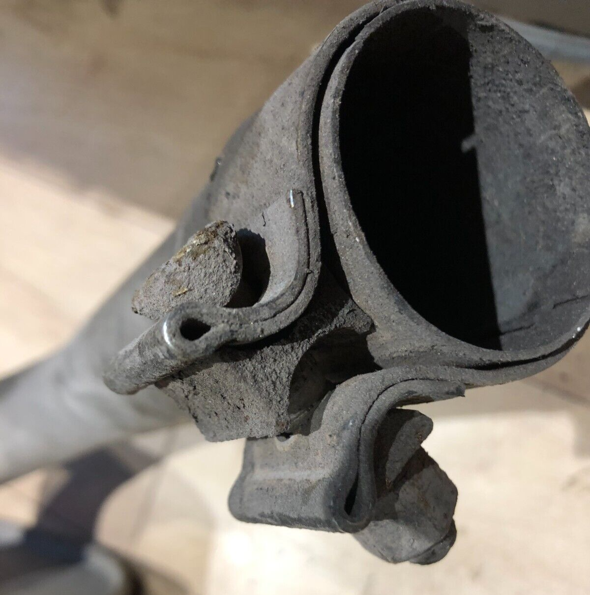 Jaguar S-Type Diesel Exhaust Pipe 4R83-5232-AC Exhaust Silencer Left