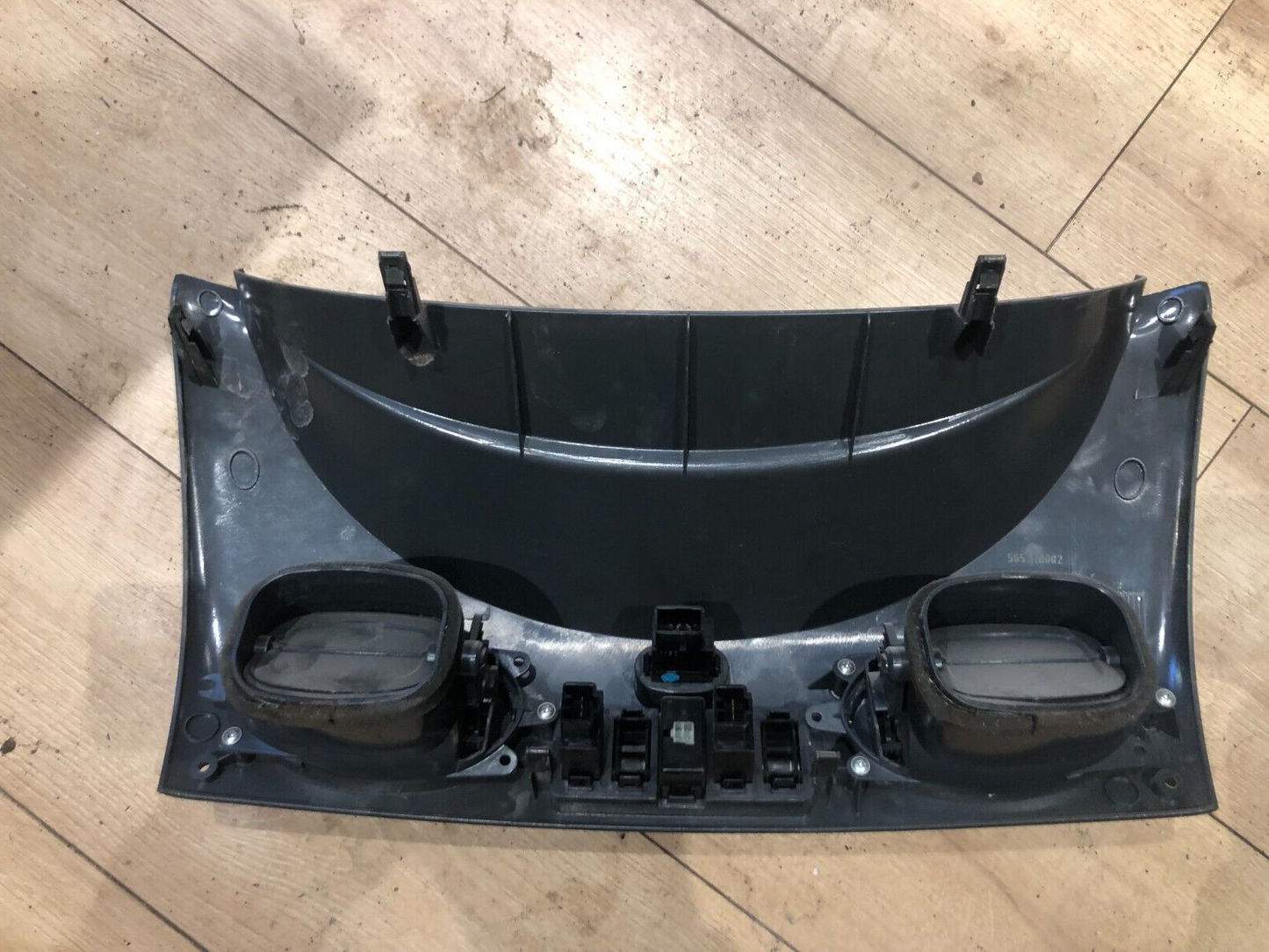 LDV Maxus - Dash Vent Facia Trim Surround (04 to 10)