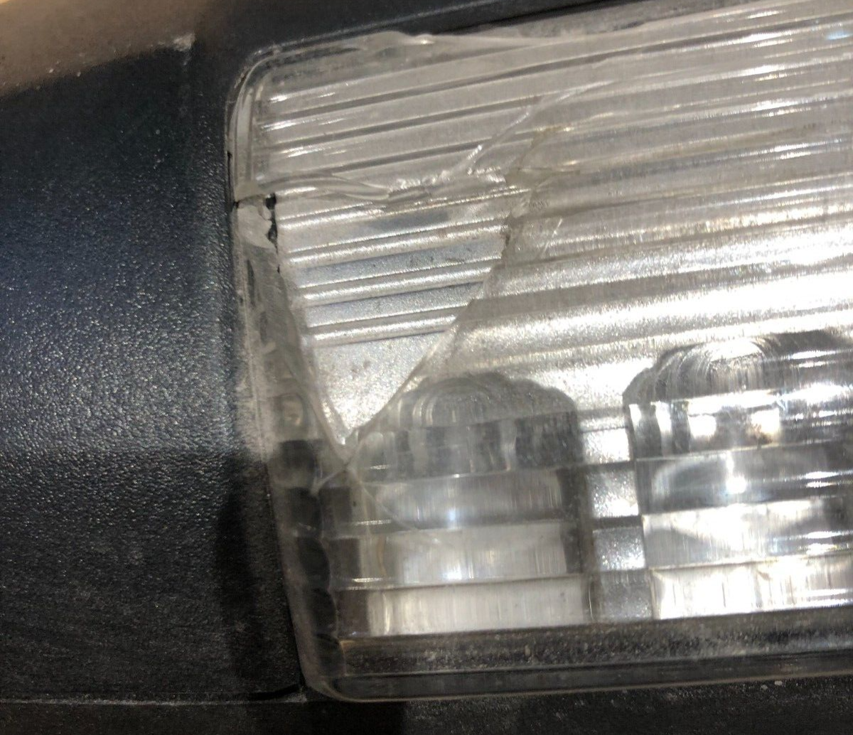 LDV MAXUS V80 2.5 (2011-ON) ELECTRIC DRIVERS FRONT WING MIRROR