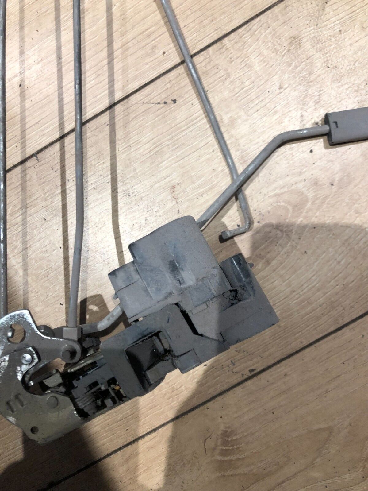 LDV Maxus V80 2013-on Front Door lock Actutor Right Drivers