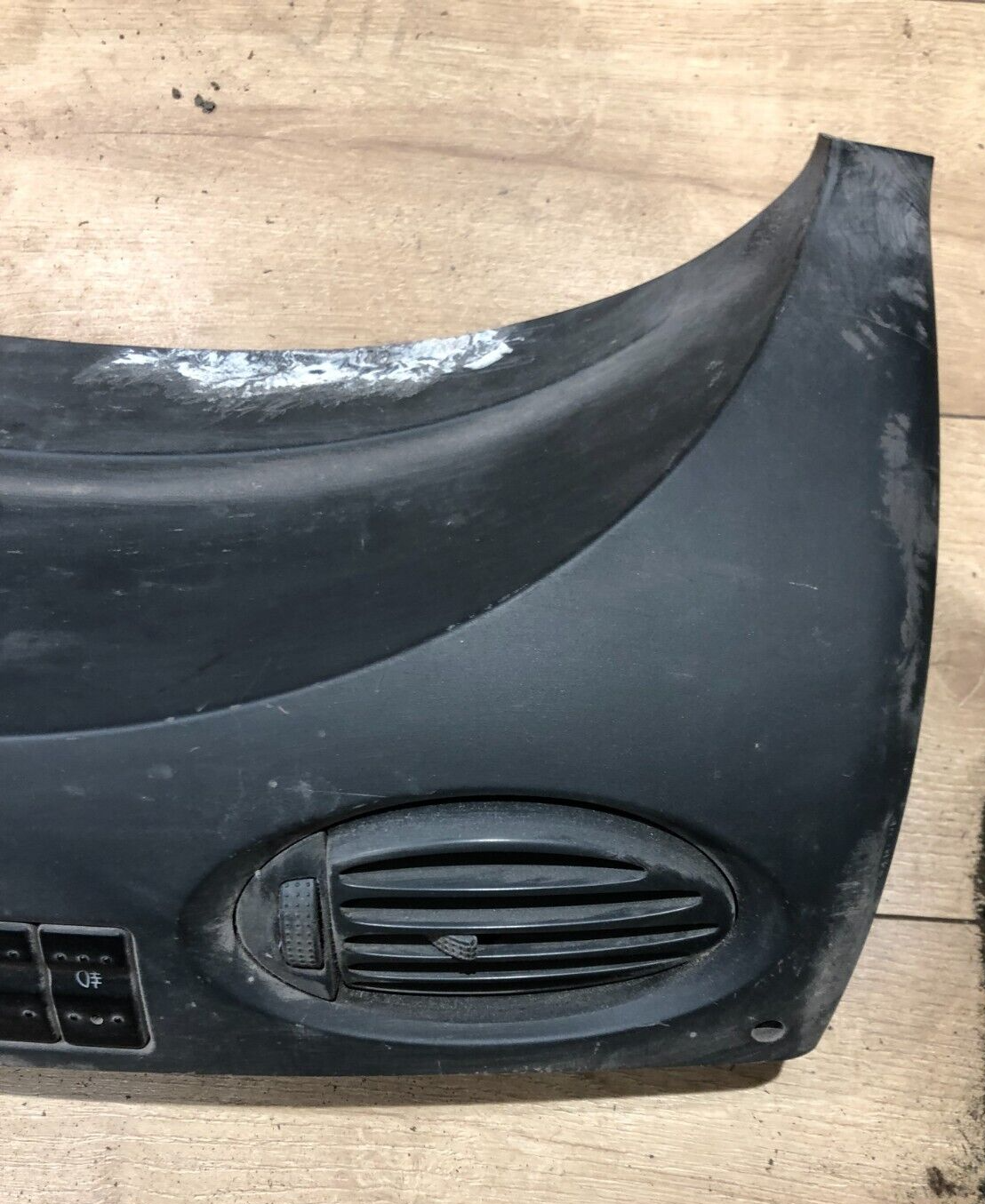 LDV Maxus -V80 Dash Vent Facia Trim Surround