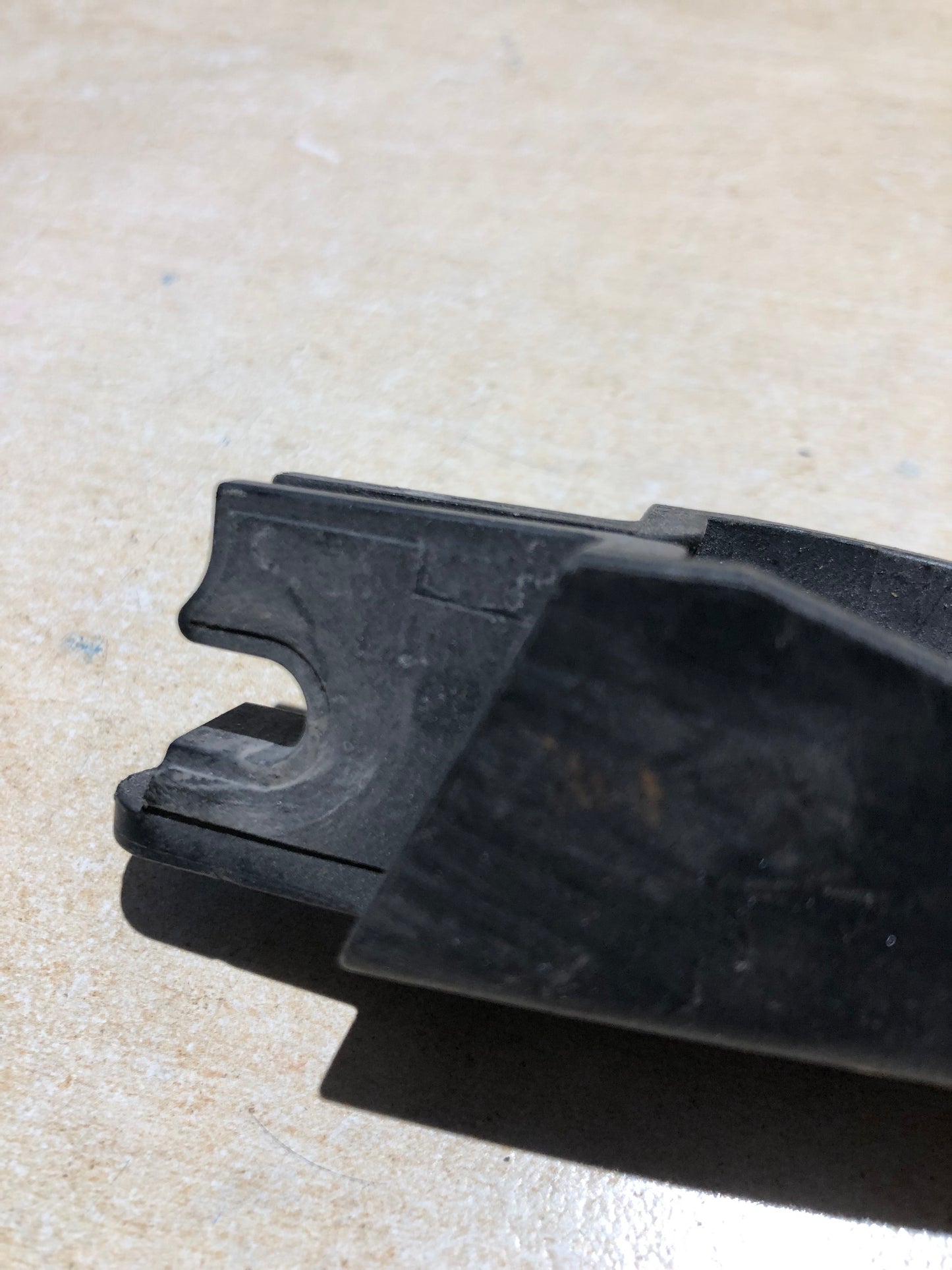 JAGUAR X-TYPE ESTATE REAR WIPER ARM 2004-2010