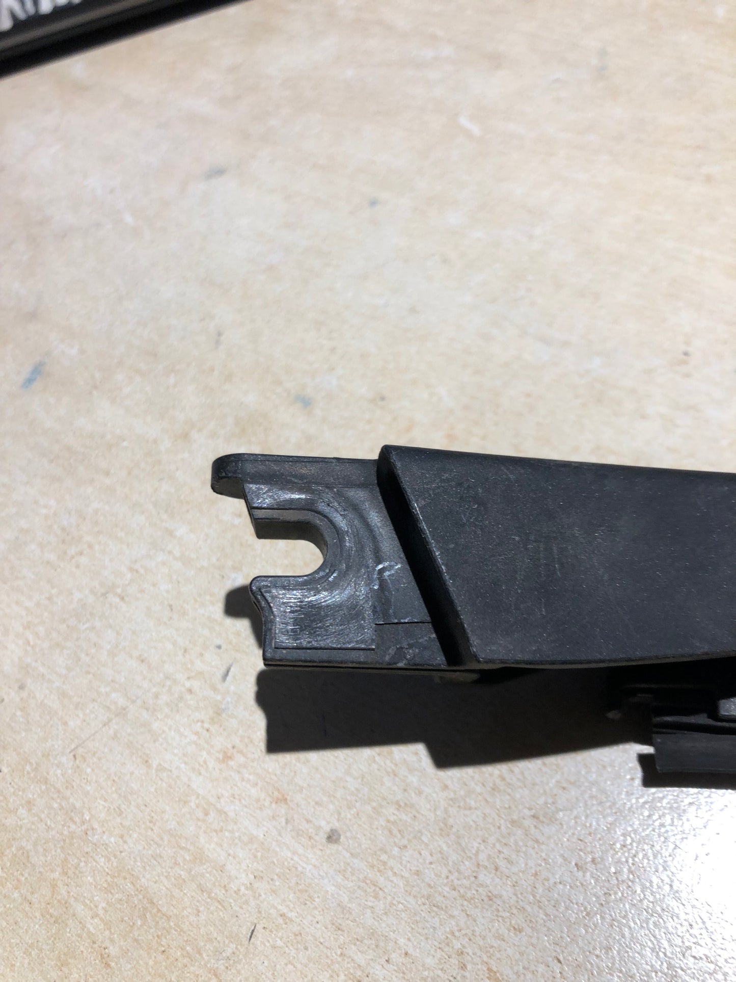 JAGUAR X-TYPE ESTATE REAR WIPER ARM 2004-2010