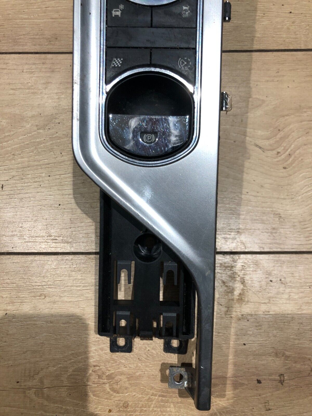 JAGUAR XF 3.0 DIESEL AUTOMATIC GEAR SELECTOR CX23-7E453-DE