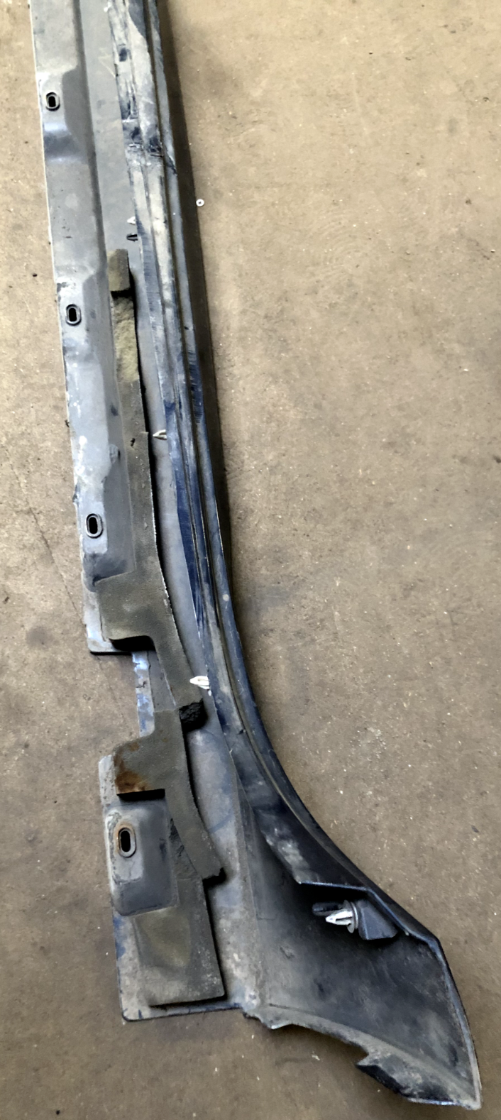 JAGUAR XF SPORT O/S & N/S SIDE SKIRT PAIR BLUE(JJX)