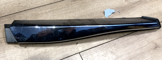 JAGUAR XF BUMPER MOULDING FRONT RIGHT SIDE 8x23-17B970-AA