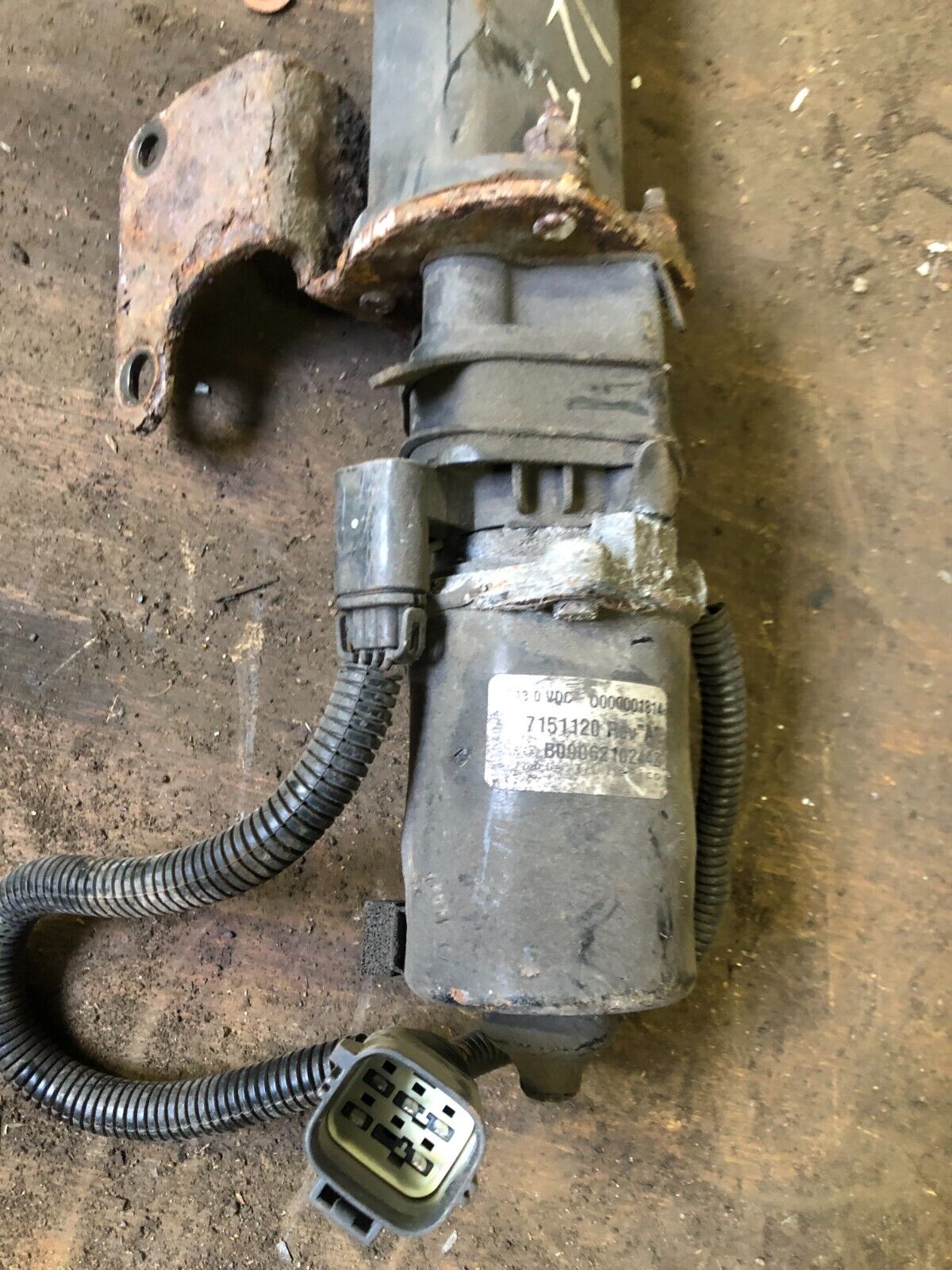 JAGUAR XF X250 HANDBRAKE MOTOR/ CABLE (7151120)