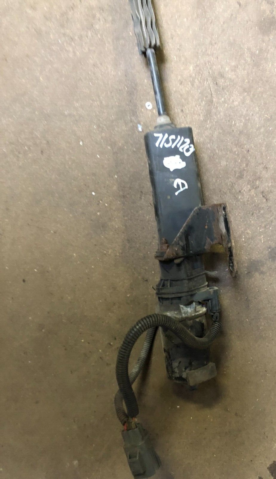 JAGUAR XF X250 HANDBRAKE MOTOR/ CABLE (7151120)