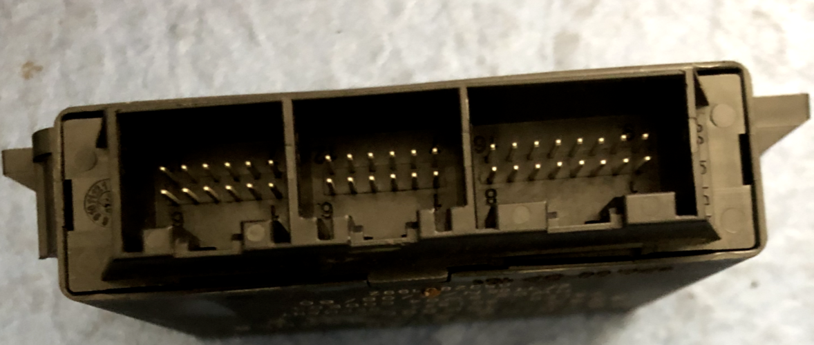 JAGUAR X-TYPE 2004-2010 REVERSING AID / PARKING SENSOR MODULE (FRONT & REAR SENSORS)