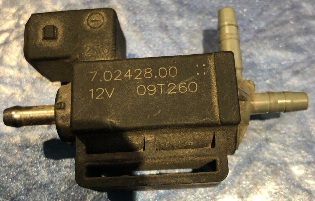 Jaguar XF X250 Solenoid Valve Pressure Converter for 3.0D 7.02428.00