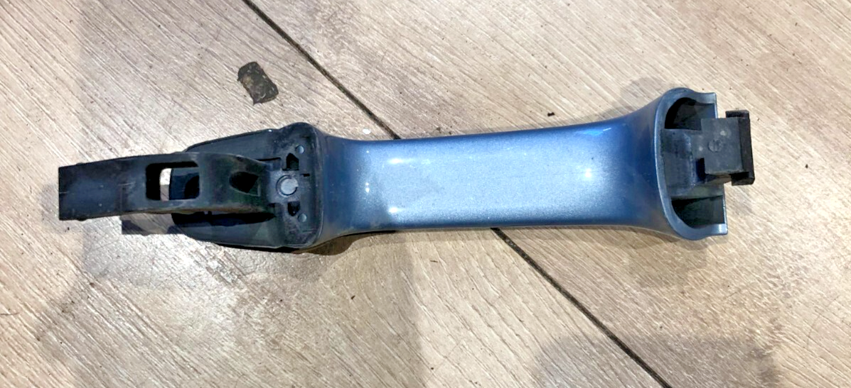 JAGUAR XF X250 DOOR HANDLE LIGHT BLUE (JFK)
